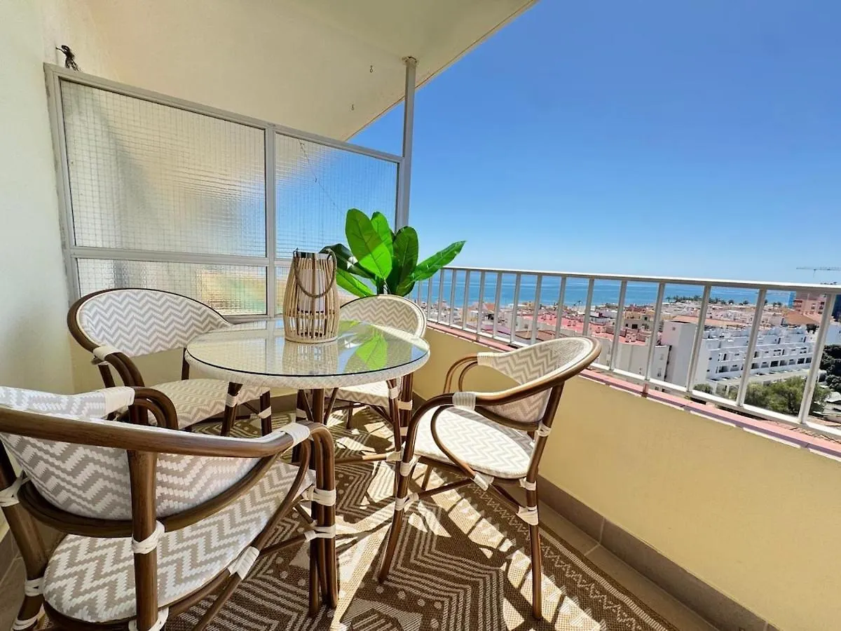 New Carihuela Park Luxury Close To Beach Sinesedesignhomes Torremolinos 0*,  Spanyolország