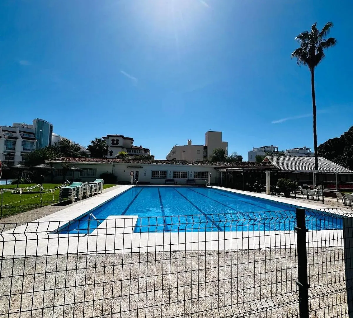 New Carihuela Park Luxury Close To Beach توريمولينوس