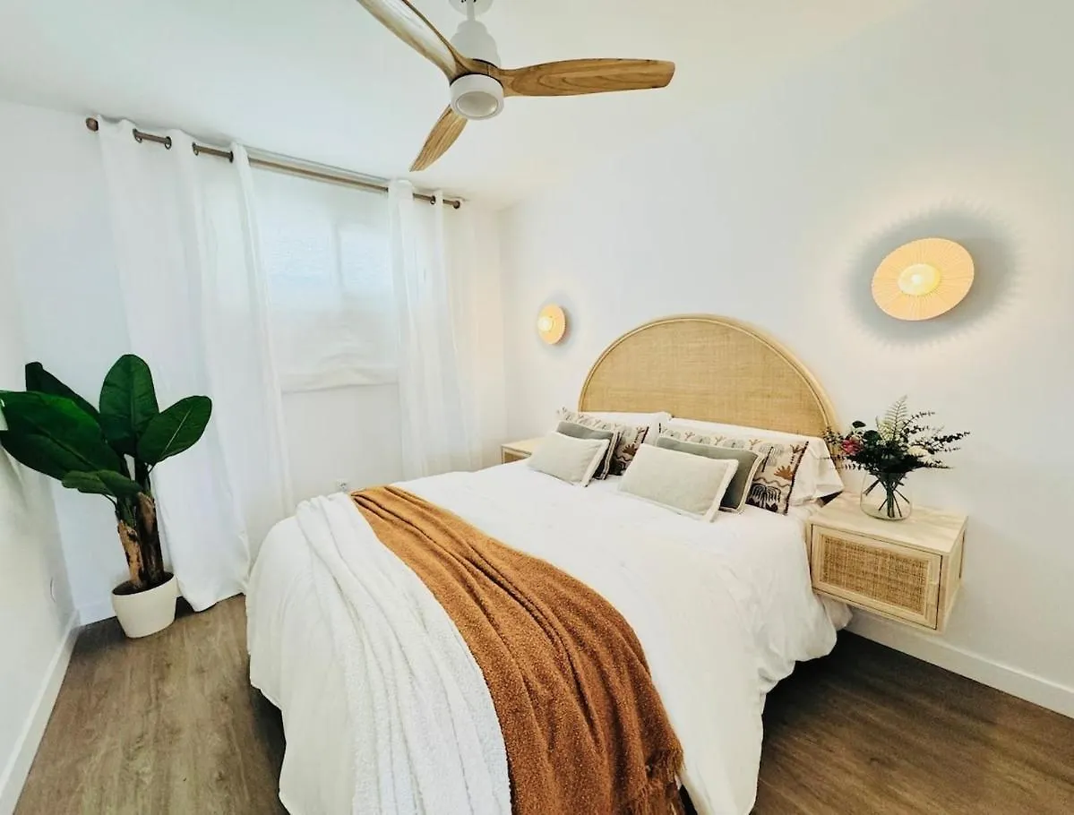 New Carihuela Park Luxury Close To Beach Sinesedesignhomes Torremolinos Apartman